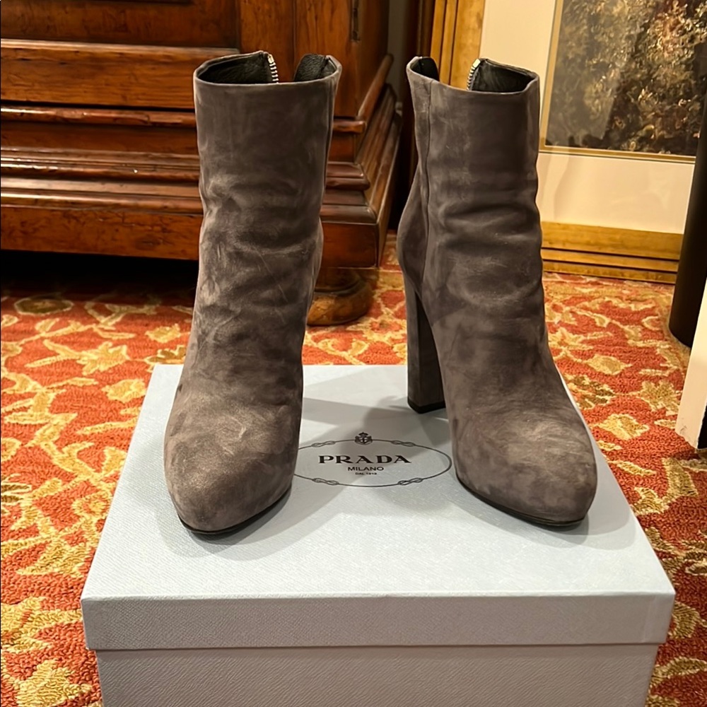 Prada Gray Heeled Boots with Sleek Design